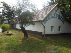Pusztaottlaka Szeszf�zde